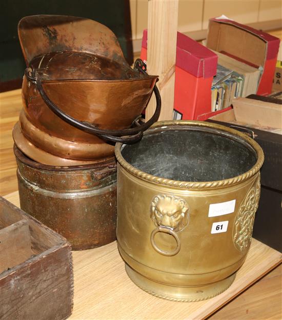Three copper pots Largest 28cm high